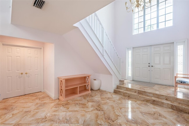 Photo - 2999 Banyan Rd