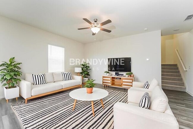 Photo - 34 Rowlett Pl