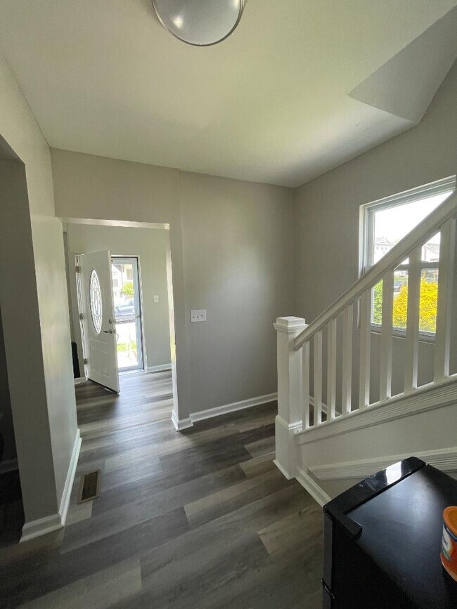 105 Williams Ave