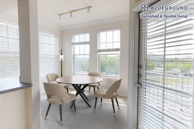 Photo - 1299 Corporate Dr Unit SI FL2-ID2245A