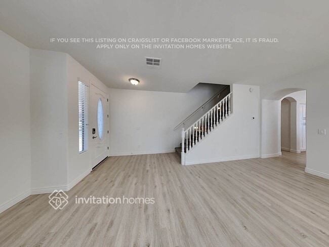 Photo - 14536 W Maui Ln