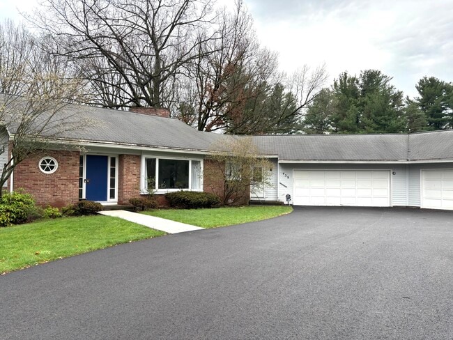 Front of house and driveway - 439 Allens Creek Rd