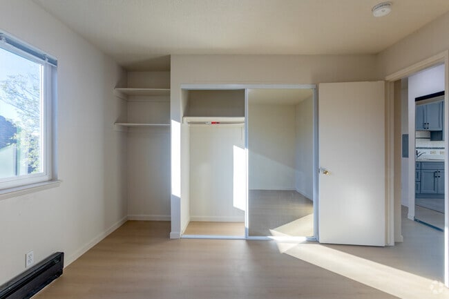 1 habitación, 1 baño - 562 pies cuadrados - Dormitorio