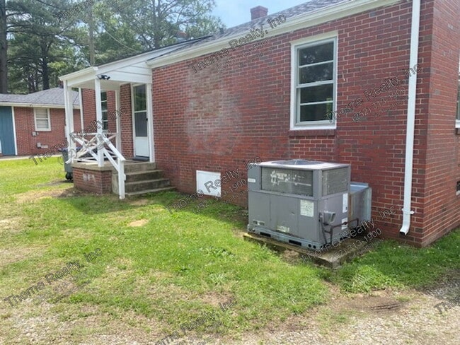 Photo - 1108 S Cambridge Cir