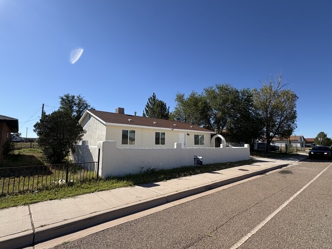 Photo - 409 River Rd