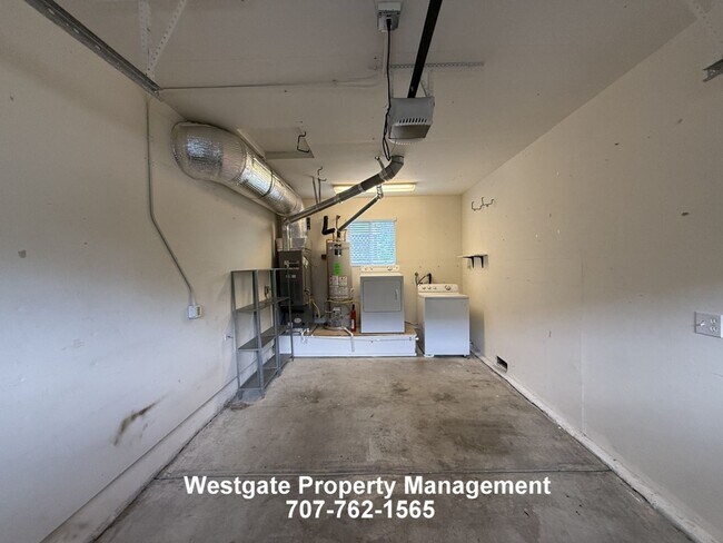 Photo - Great West Petaluma 2/1.5 Home - 418A Upham Street