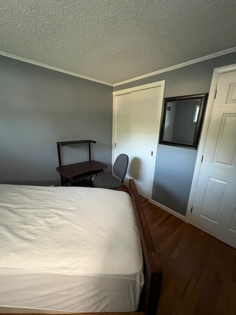 Photo - 240 Greenaway Dr