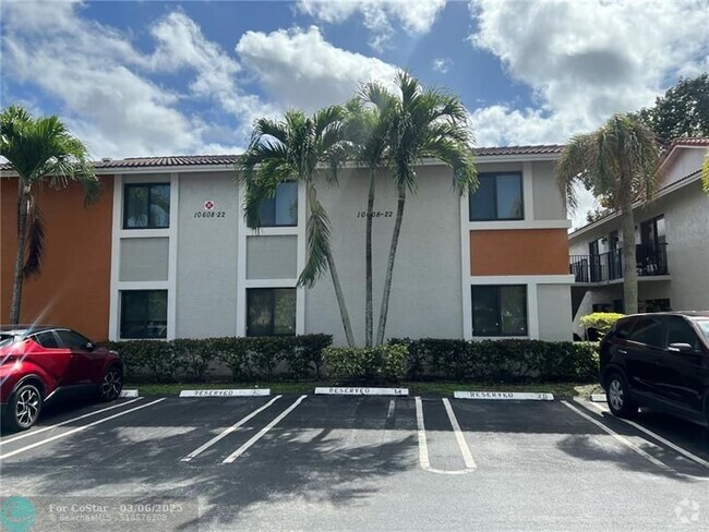 Building Photo - 10622 Royal Palm Blvd Rental