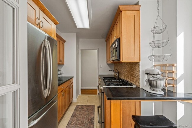 Photo - 72-10 112th St Unit 3B