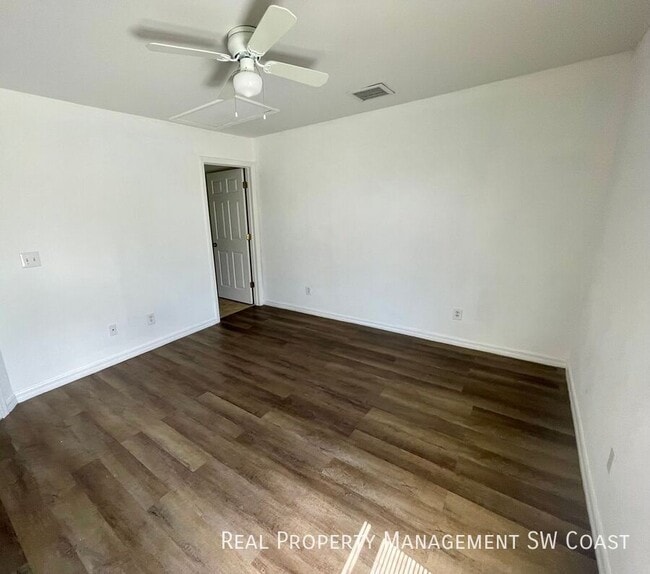 Photo - 1135 Harry Ave S