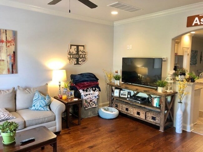 Photo - Oxford Mississippi 3BR, 3.5 BA condo in Creekside.