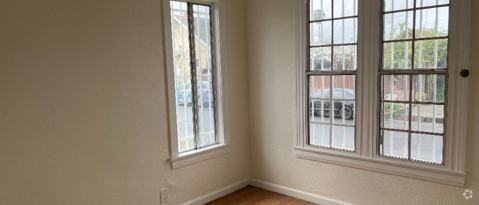 Building Photo - 4610 Halldale Ave Rental
