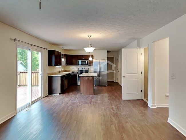 Photo - 718 Rolling Acre Dr