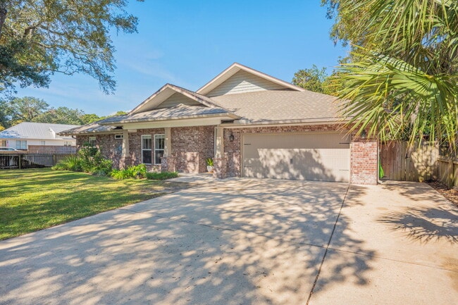 Photo - 339 Elliott Rd SE