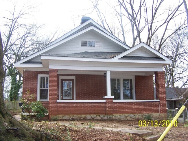 Building Photo - 497 Kendrick Ave SE Unit -1