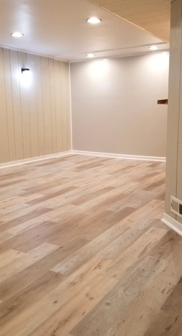 Photo - 14345 Park Ave