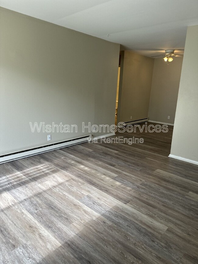 Photo - 204 Charleston Blvd Apartment Unit 1
