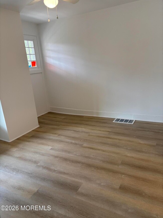 Photo - 68 Maple Ave Unit Rear