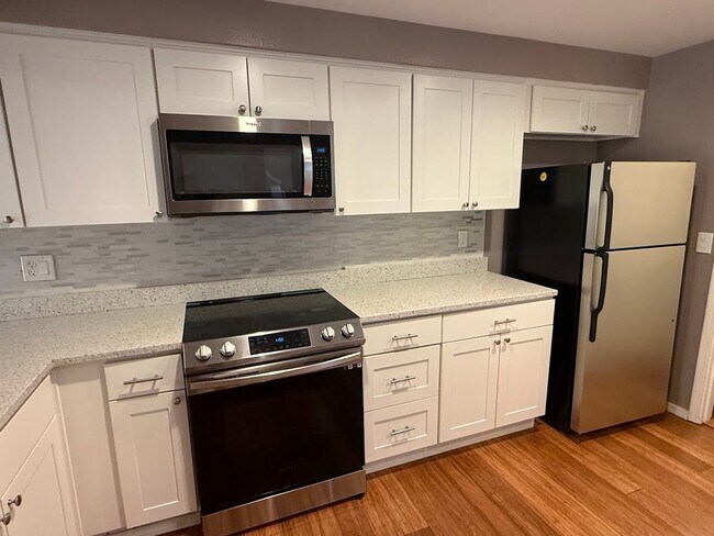 Photo - 8601 137th Ave NE
