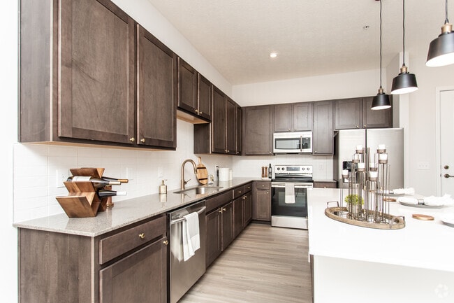 1BR, 1BA - 850 SF - Unit D