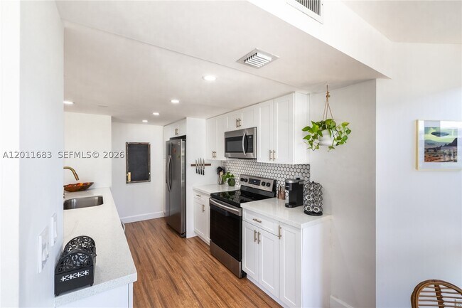 Photo - 4000 Towerside Terrace Unit 308