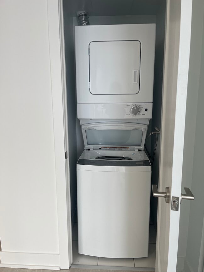 Photo - 2545 Simcoe St N Unit 24