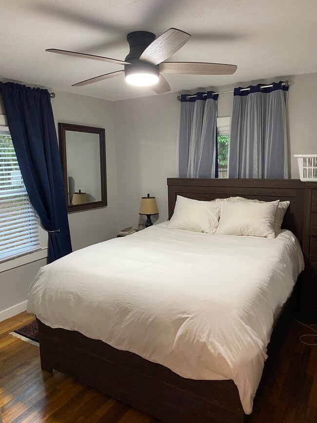 Photo - 1324 Central St