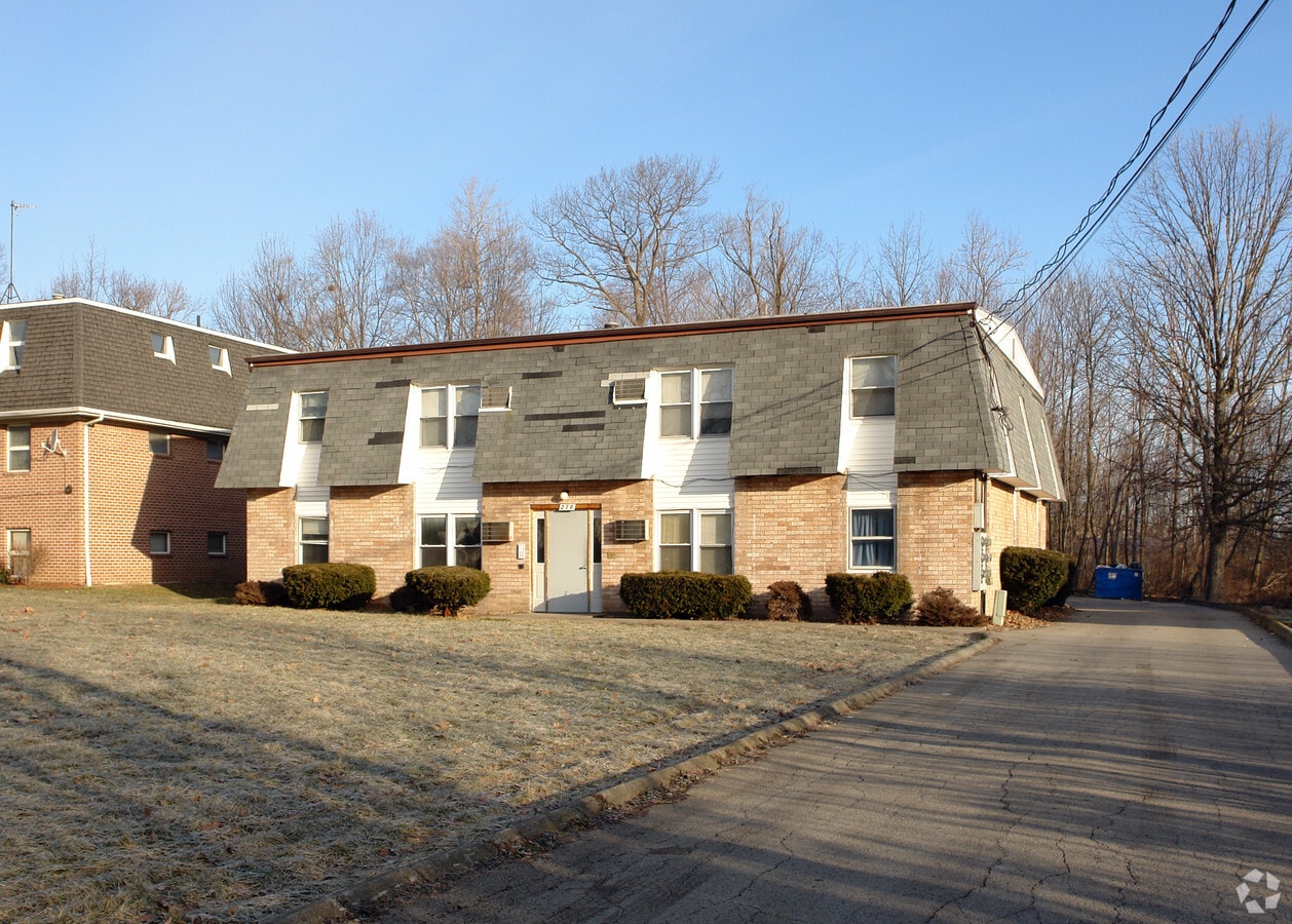 Photo - 270 Washington Blvd