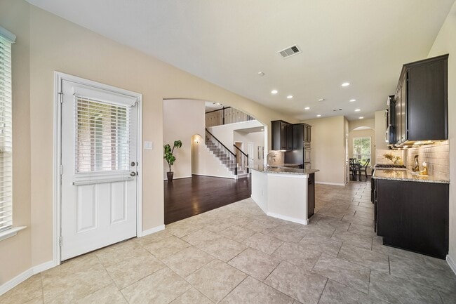 Building Photo - 13935 Carncross Ct
