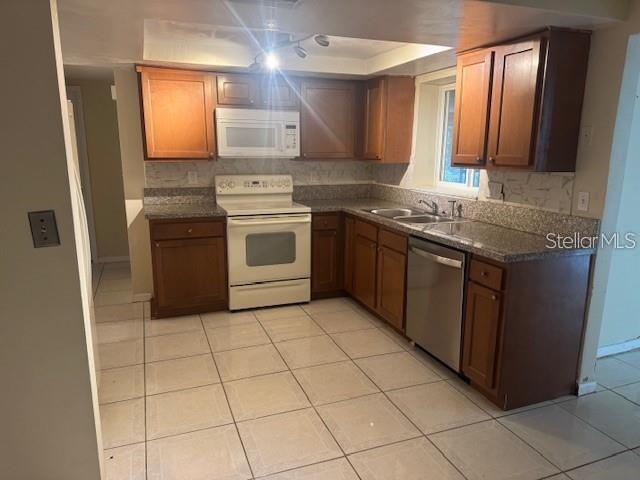 Photo - 7235 Redbud Ct