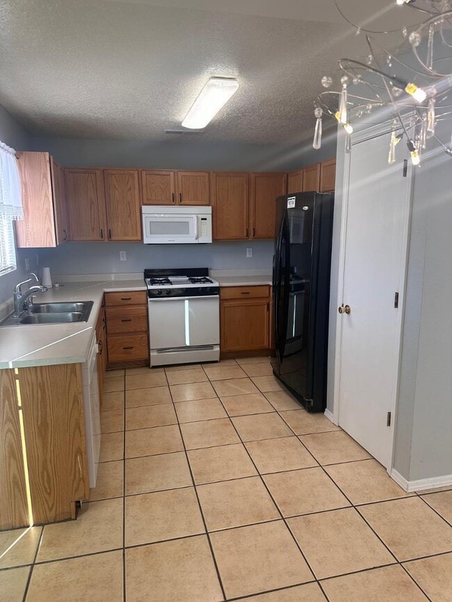Photo - 7500 Estes Park Ave NW