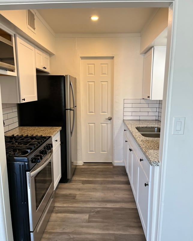 Photo - 920 E Montebello Ave