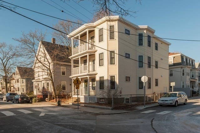 Building Photo - 17 Meacham Rd Unit 2 Rental