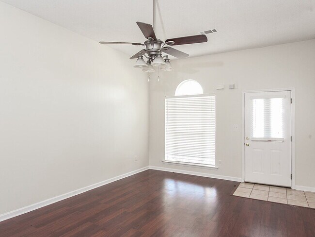 Photo - 6883 Showboat Ln