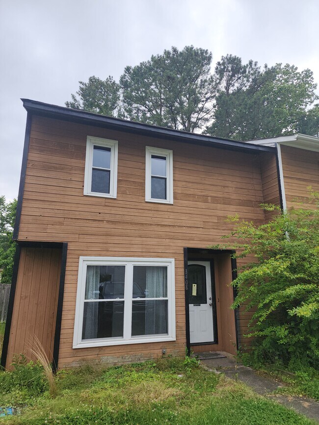 3408 Bruin Dr Townhome Townhome Rental in Chesapeake VA
