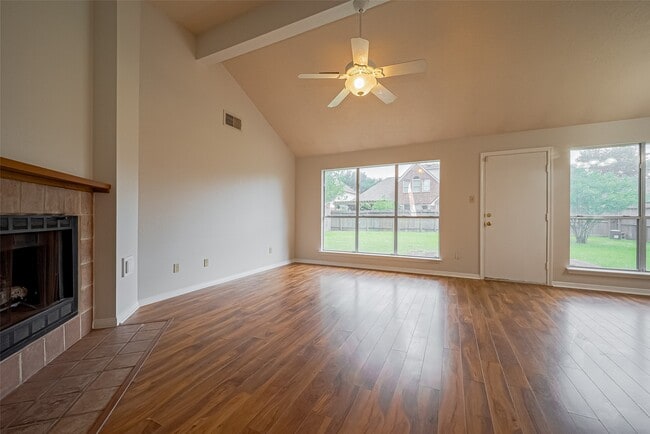 Photo - 3007 Cloverdale Dr