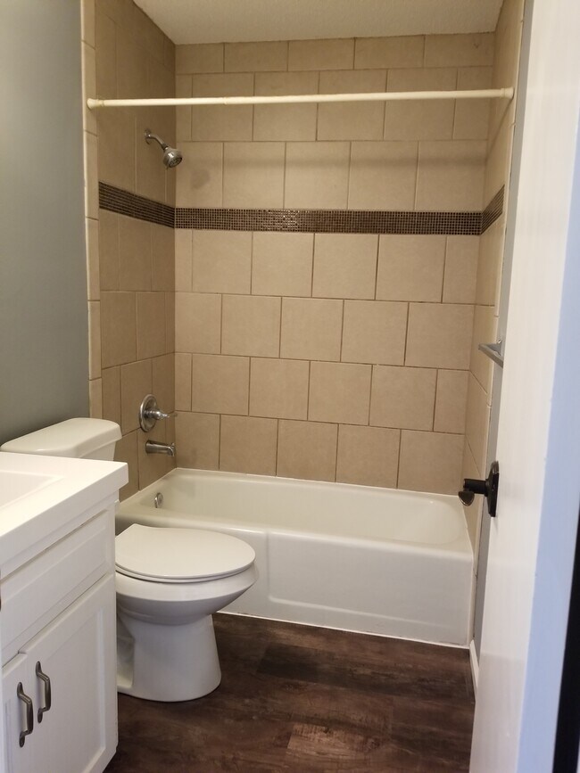 8902 Haskins St Townhome Townhome Rental in Lenexa KS