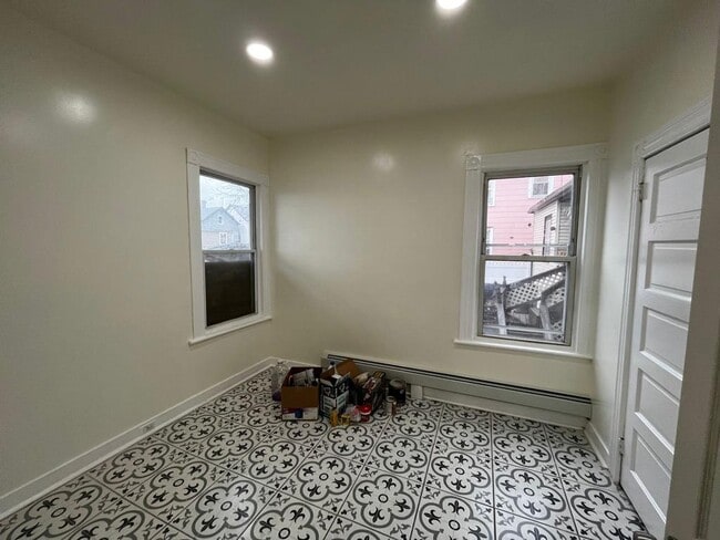 Photo - 207 Kearney St Unit 1