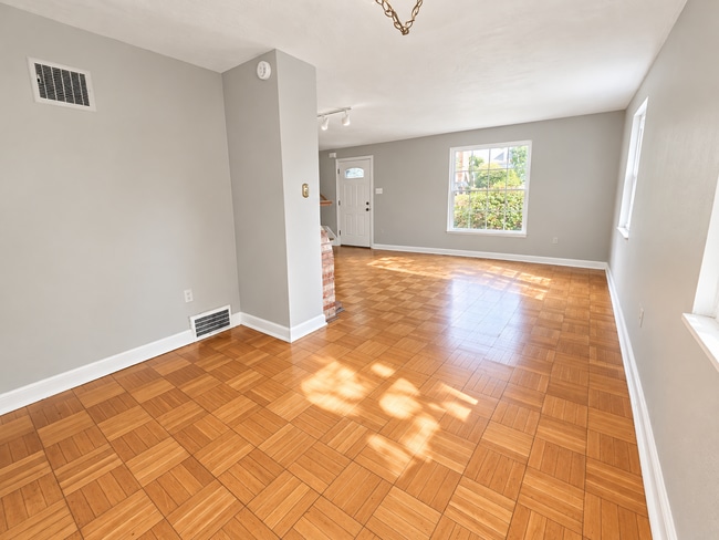 590 Audubon Ave