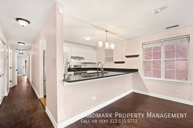 Photo - 1449 N Larrabee St Unit B