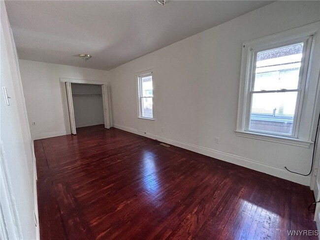 Photo - 1709 Amherst St