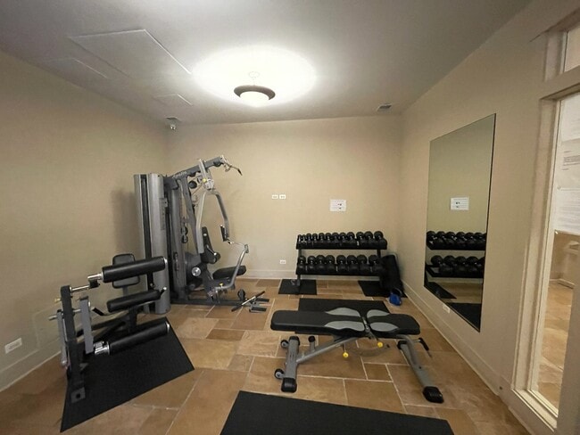 Photo - 5346 S Cornell Ave Unit 1404