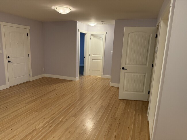 Photo - 7671-211B 211B Street