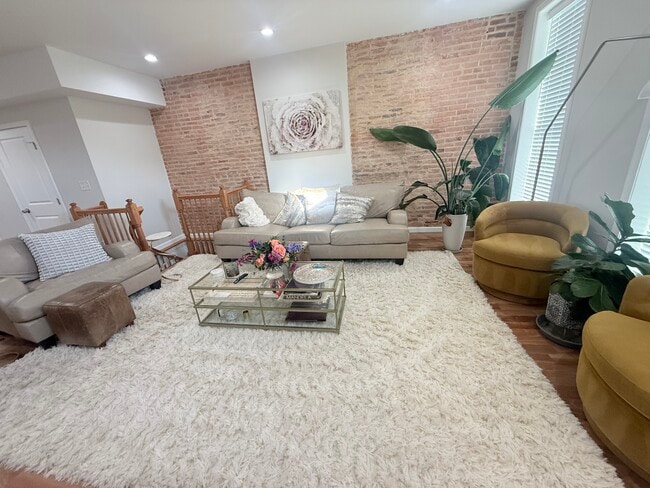 Photo - 1704 E Chase St