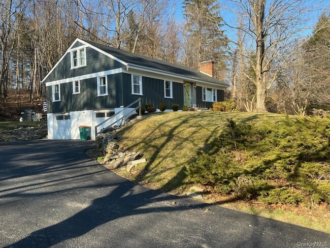 Building Photo - 1 Hennessey Ln