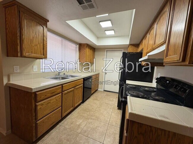 1340 Frankfort Ct