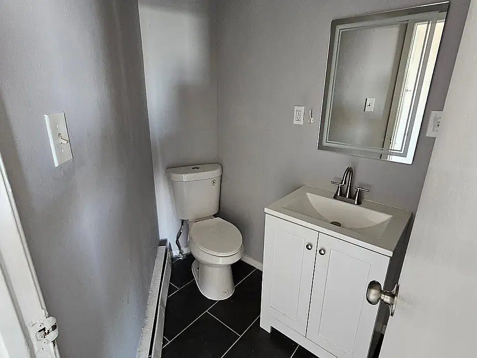 Photo - 352-354-354 New Brunswick Ave Unit 352-5