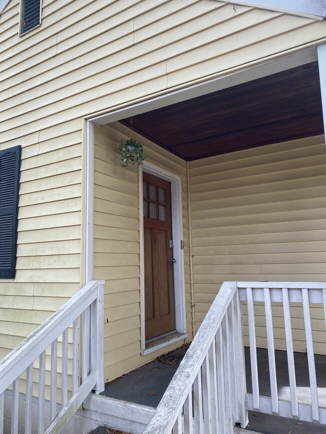 Photo - 1216 Hawthorne Dr