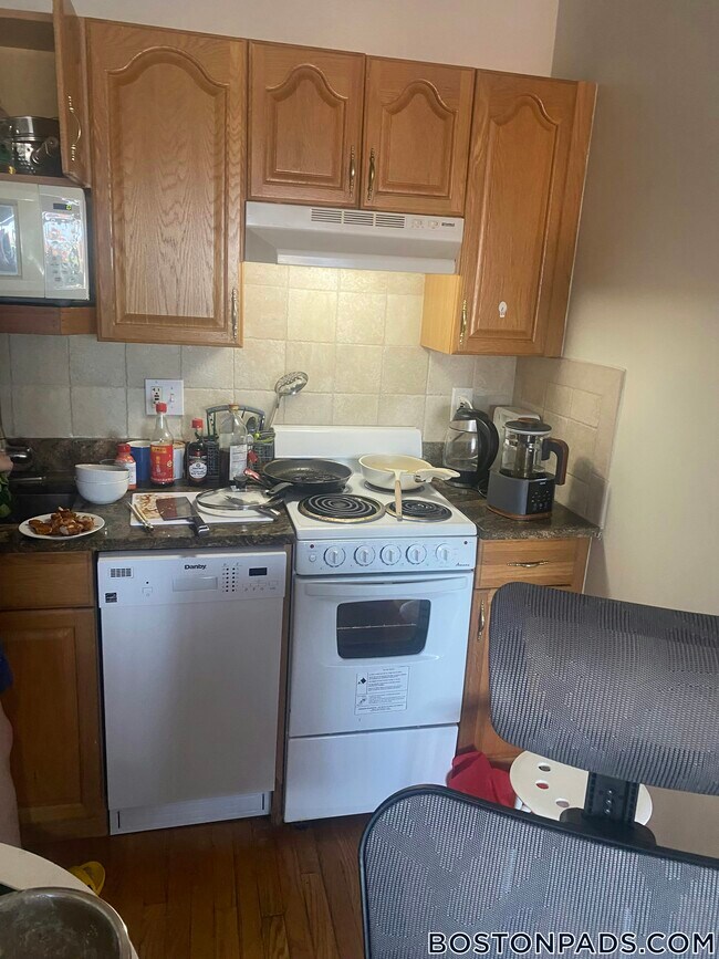 Photo - 1110 Commonwealth Ave Unidad 416