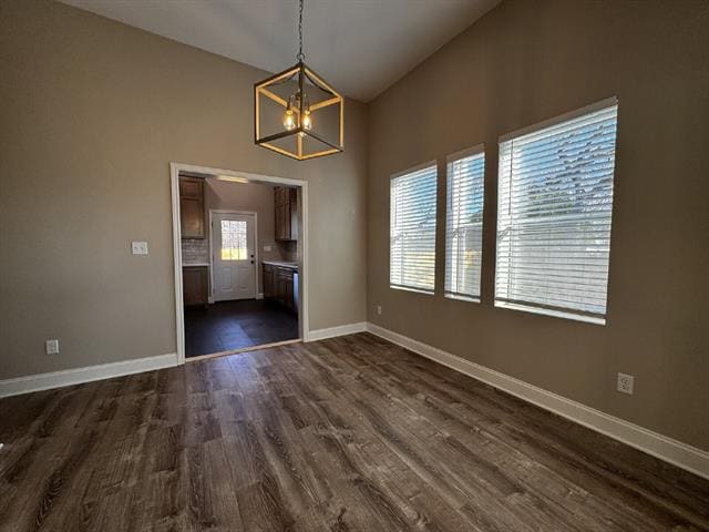 939 W Frey